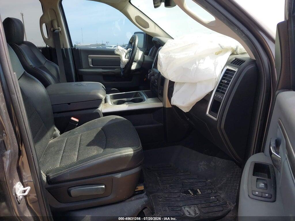 1C6RR6LT5JS149684 2018 RAM 1500 photo no. 5