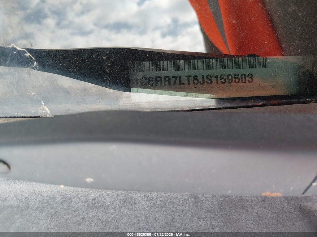 1C6RR7LT6JS159503 2018 RAM 1500 photo no. 9