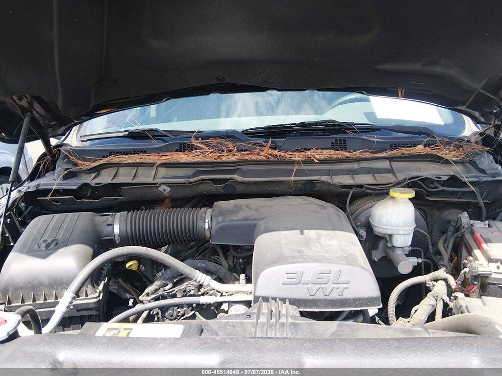 1C6RR6FG8JS325187 2018 RAM 1500 photo no. 10