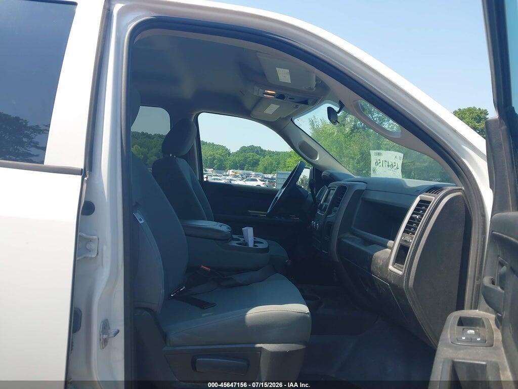 3C6TR5HT7JG363642 2018 RAM 2500 photo no. 5
