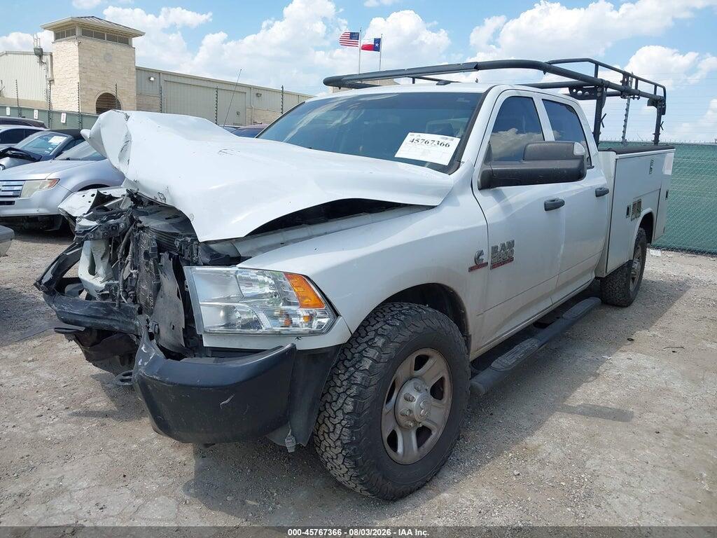 3C6UR4HL0JG300560 2018 RAM 2500 photo no. 2
