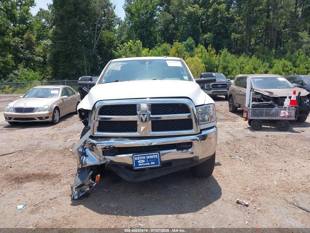 3C6UR5CL1JG367018 2018 RAM 2500 photo no. 12