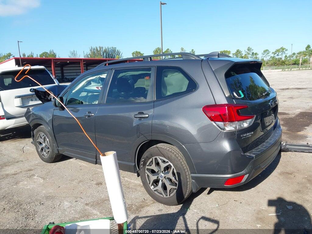 JF2SKAJC2LH585348 2020 SUBARU FORESTER photo no. 3