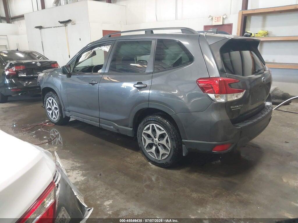 JF2SKAJC3LH485677 2020 SUBARU FORESTER photo no. 3