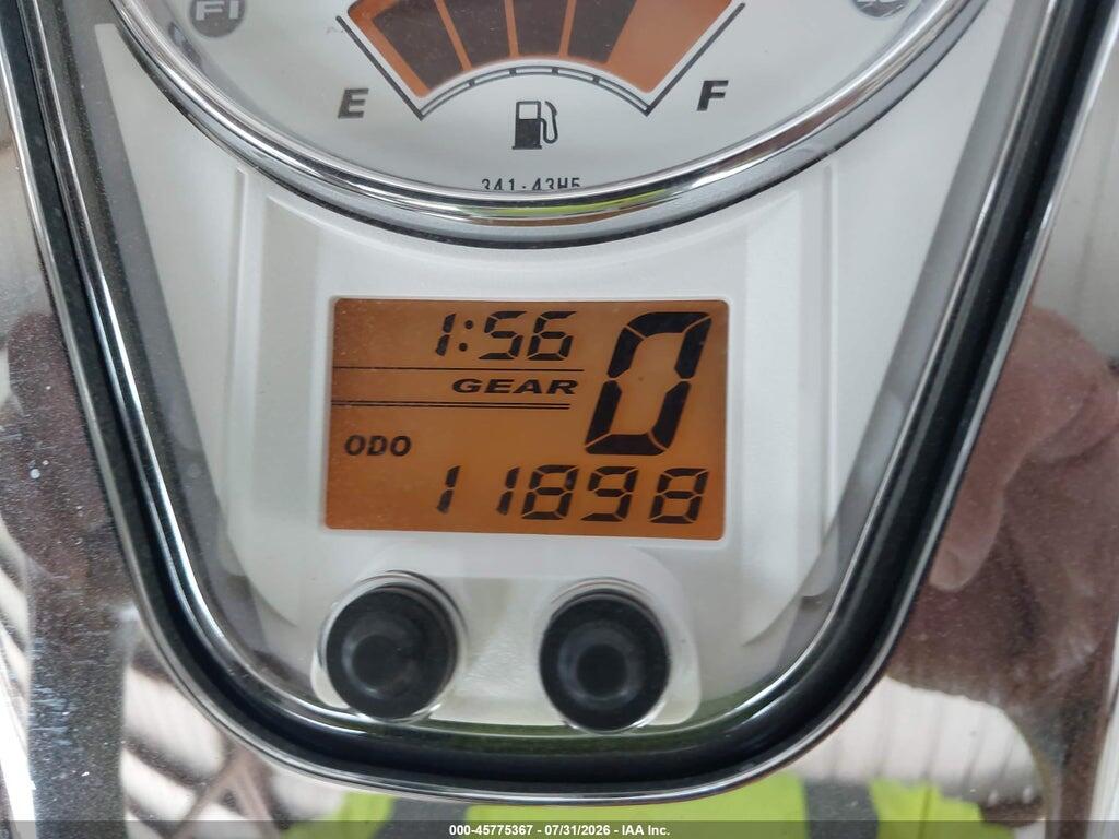 JS1VS55A5F2100200 2015 SUZUKI VL800 photo no. 7