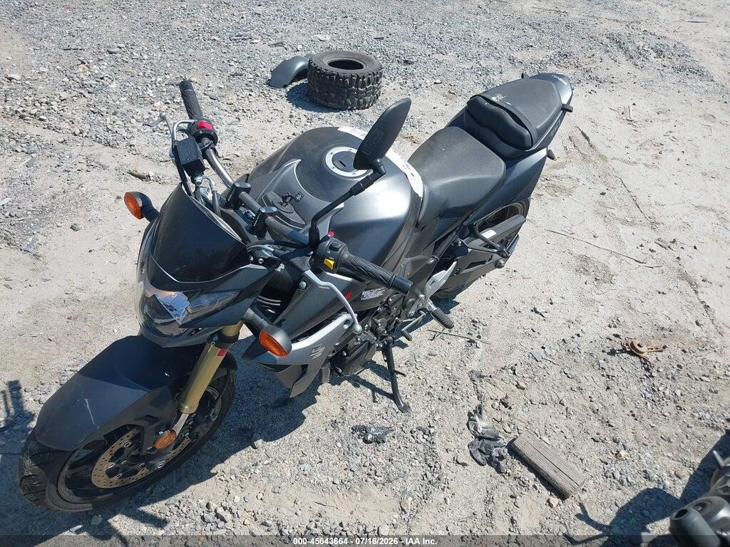 JS1GR7NA9F2101236 2015 SUZUKI GSX-S750 photo no. 2