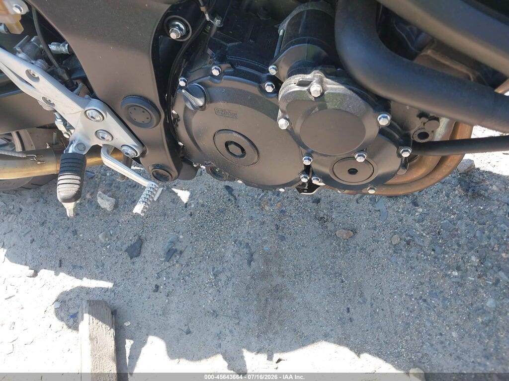 JS1GR7NA9F2101236 2015 SUZUKI GSX-S750 photo no. 8