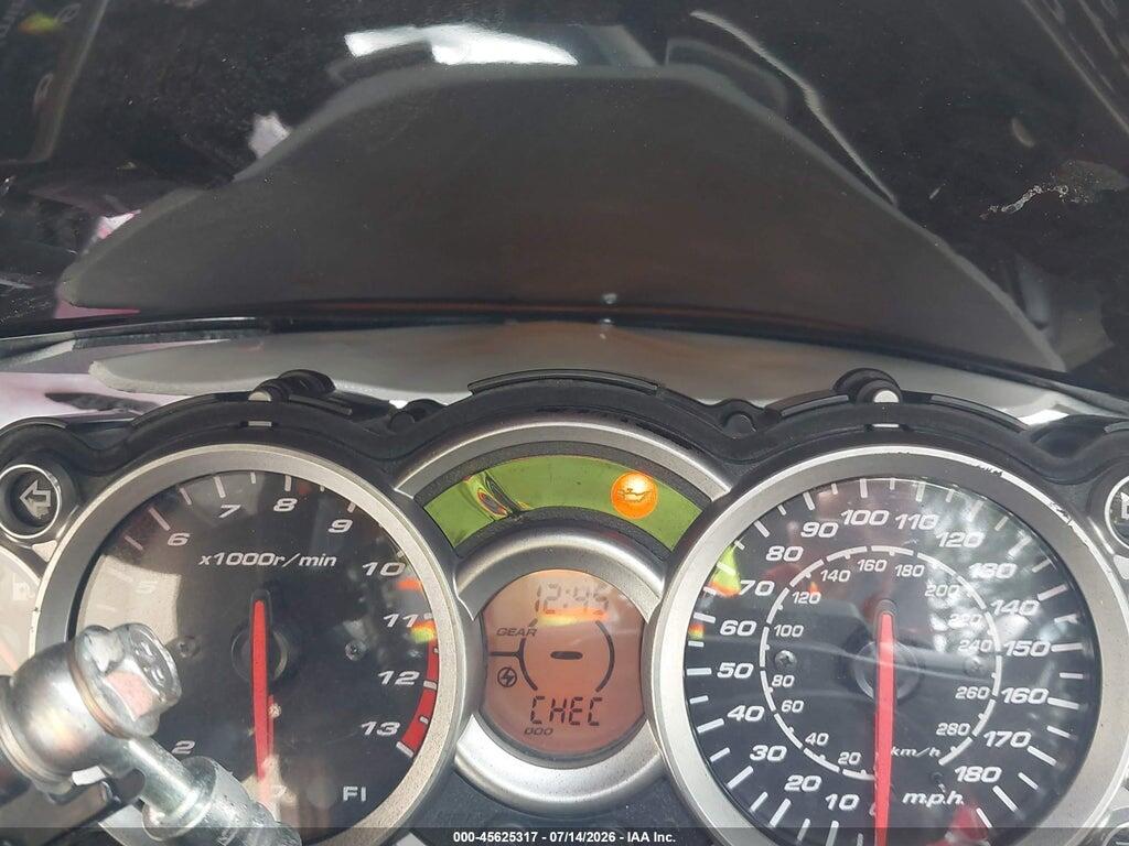 JS1GX72B4F2101244 2015 SUZUKI GSX1300 photo no. 7
