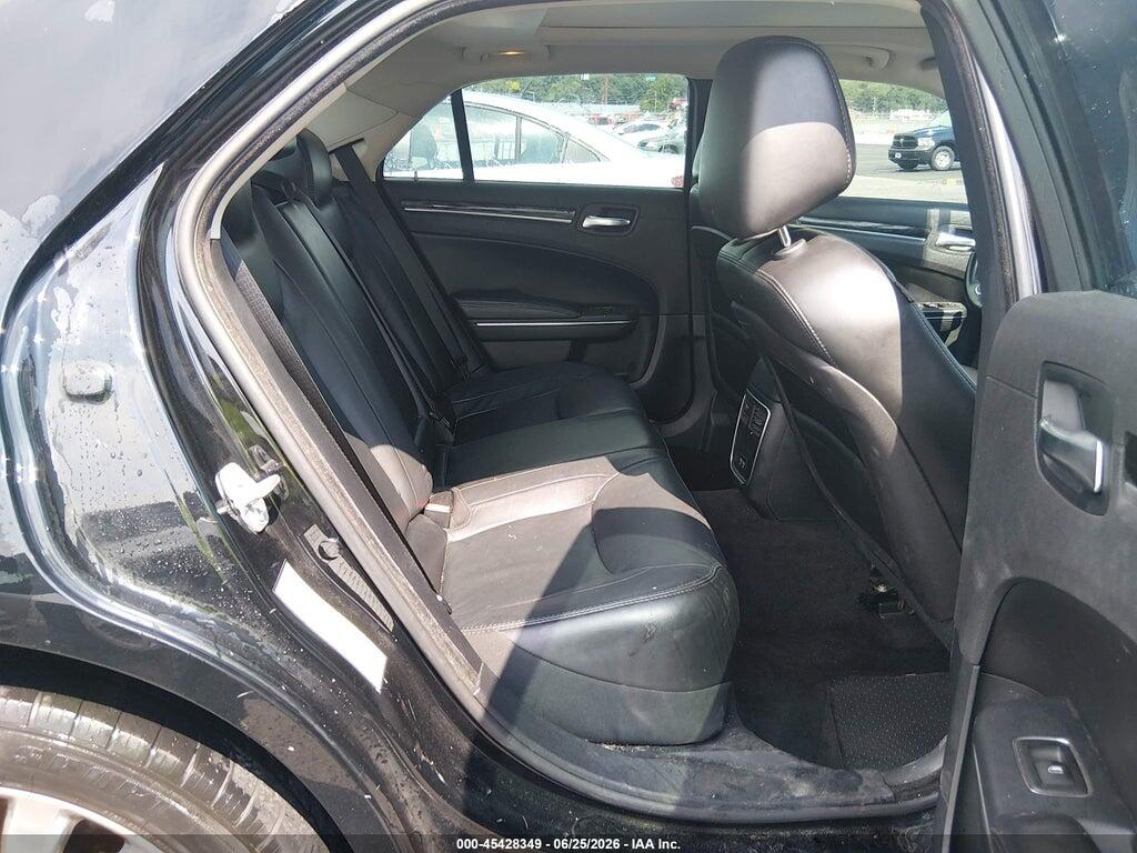 2C3CCARGXGH212795 2016 CHRYSLER 300 photo no. 8