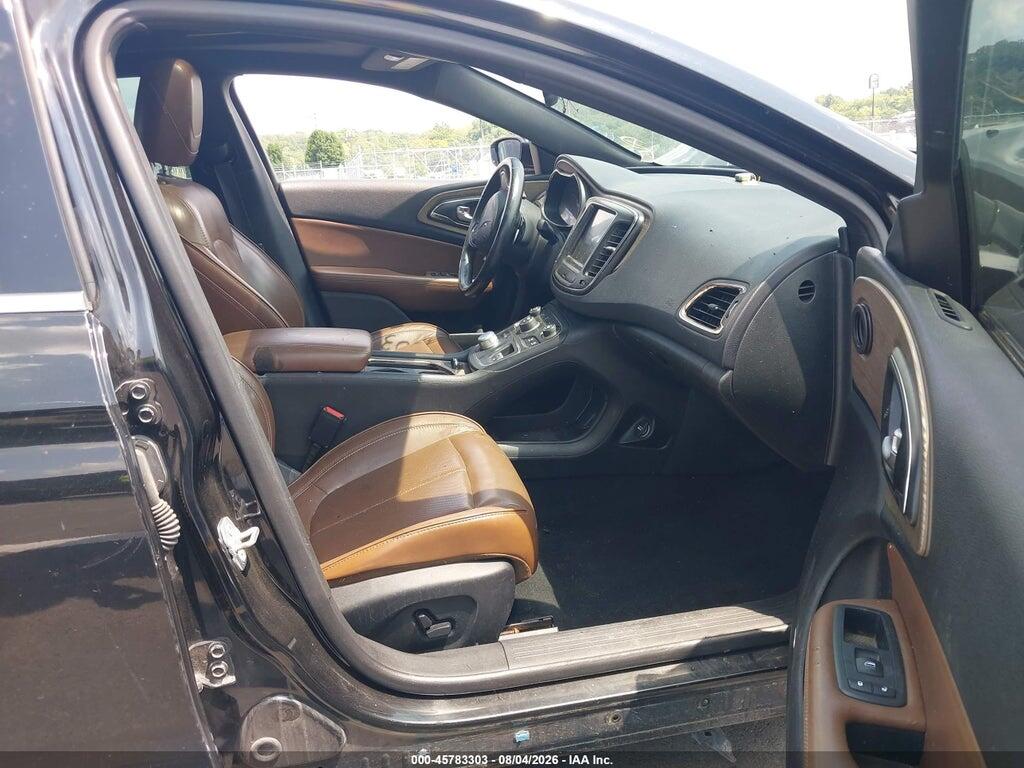 1C3CCCEG4GN135818 2016 CHRYSLER 200 photo no. 5