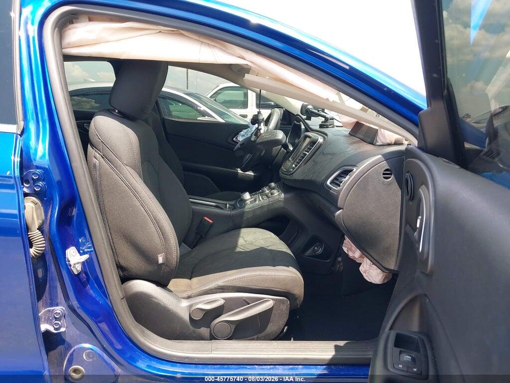 1C3CCCAB5GN157952 2016 CHRYSLER 200 photo no. 5