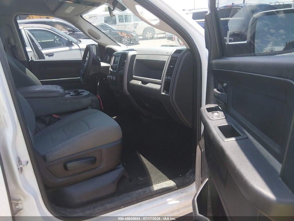 1C6RR7FT2KS716985 2019 RAM 1500 CLASSIC photo no. 5