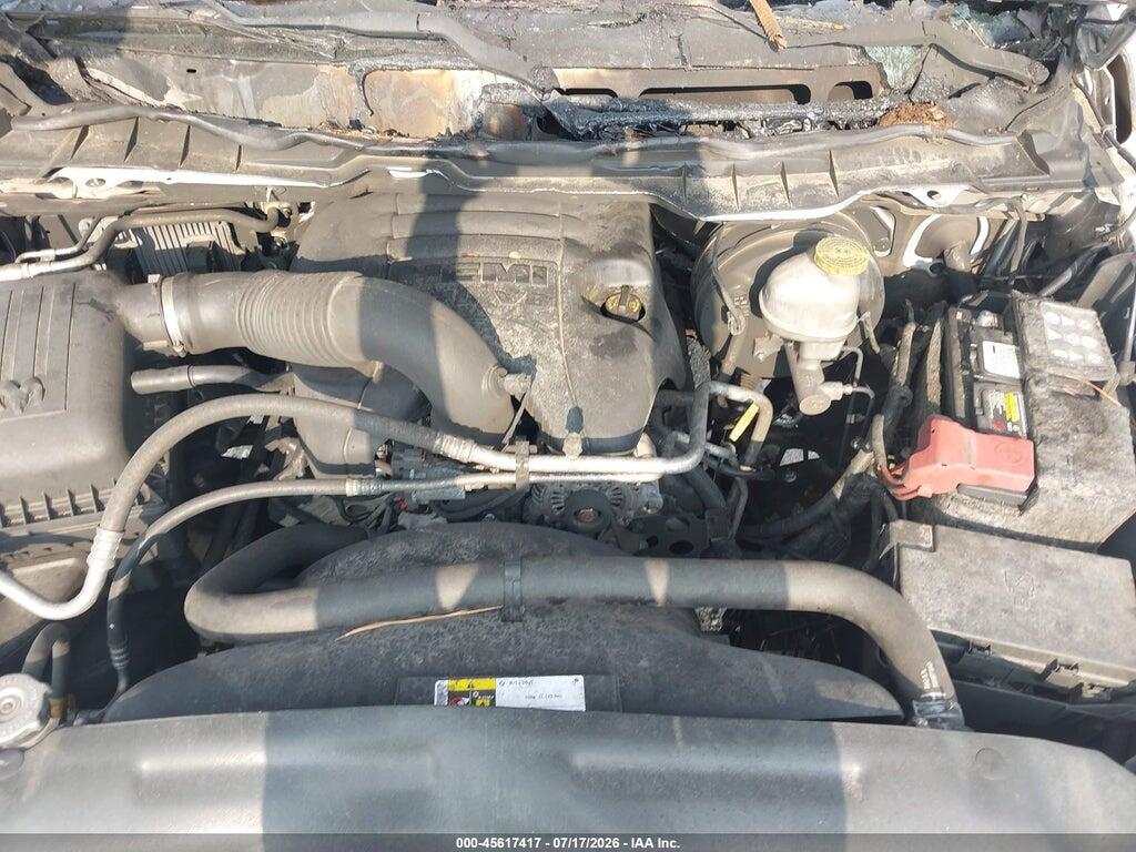 1C6RR7LT2KS696693 2019 RAM 1500 CLASSIC photo no. 10