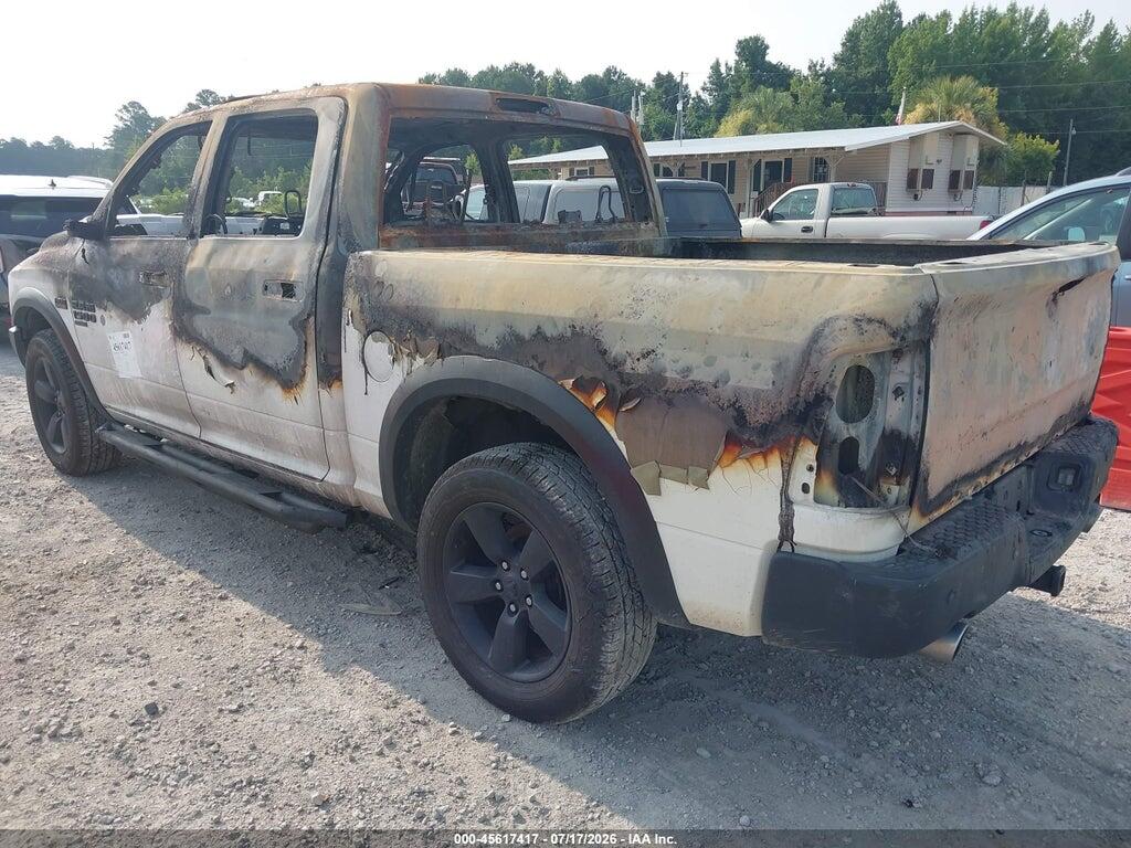 1C6RR7LT2KS696693 2019 RAM 1500 CLASSIC photo no. 3