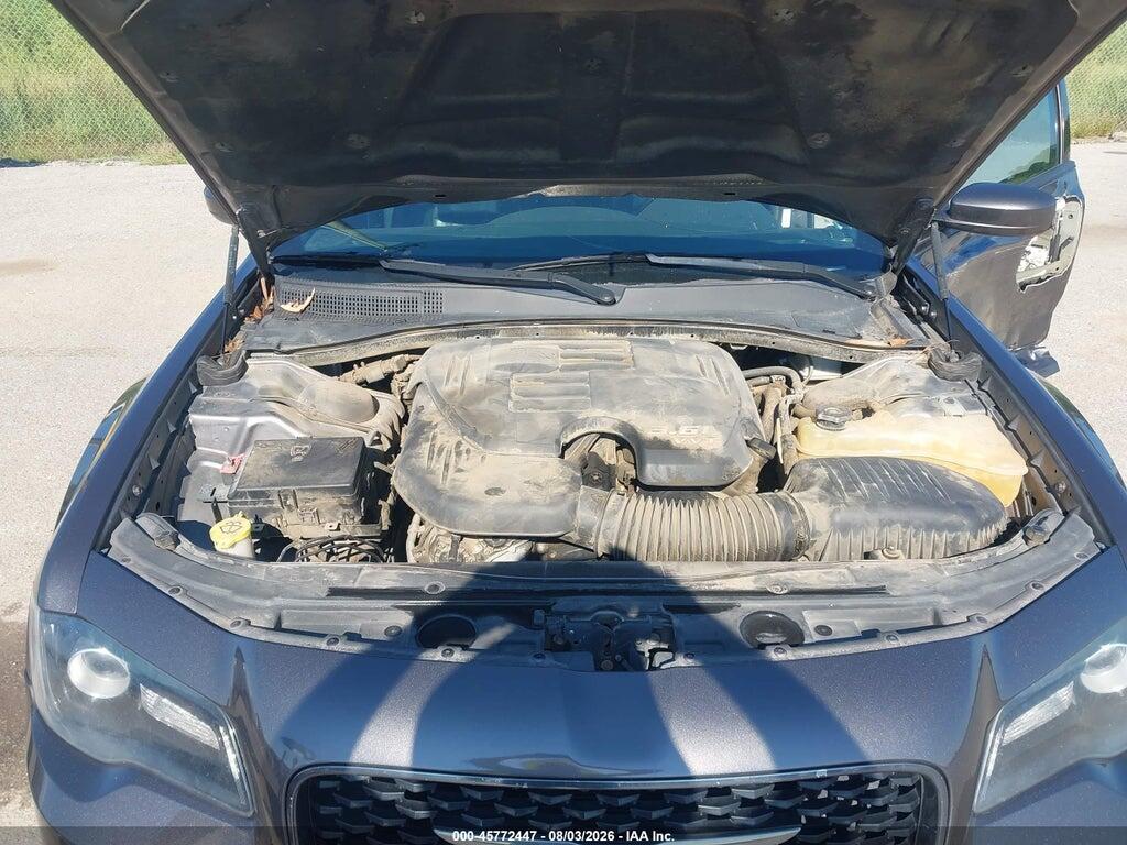 2C3CCABG9GH311019 2016 CHRYSLER 300 photo no. 10