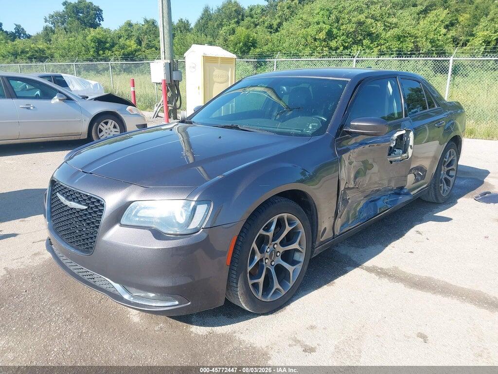 2C3CCABG9GH311019 2016 CHRYSLER 300 photo no. 2