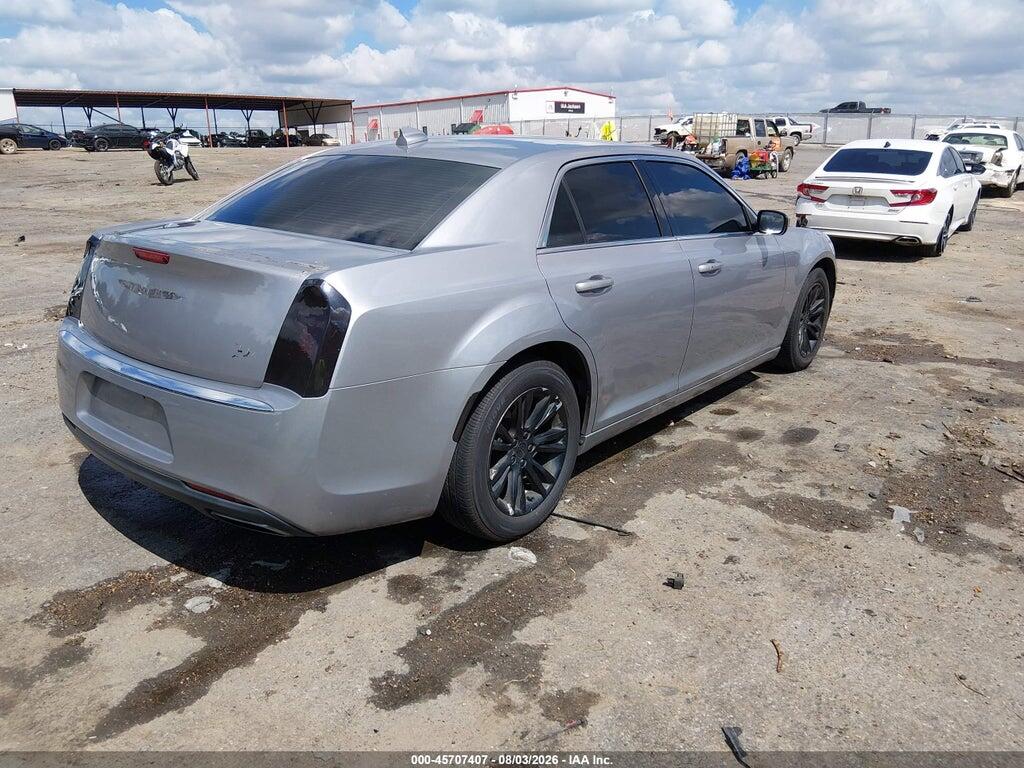 2C3CCAAG2GH238691 2016 CHRYSLER 300 photo no. 4