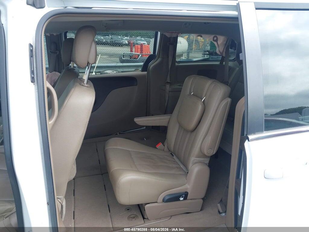 2C4RC1BG9GR296716 2016 CHRYSLER TOWN & COUNTRY photo no. 8