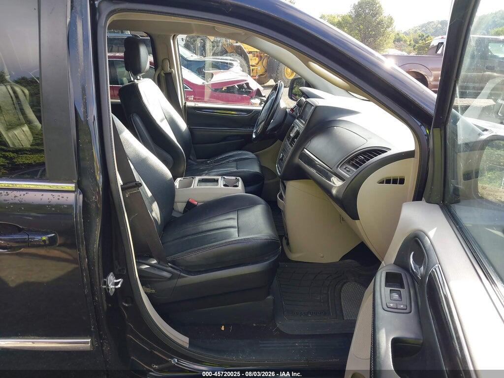 2C4RC1BG2GR221002 2016 CHRYSLER TOWN & COUNTRY photo no. 5