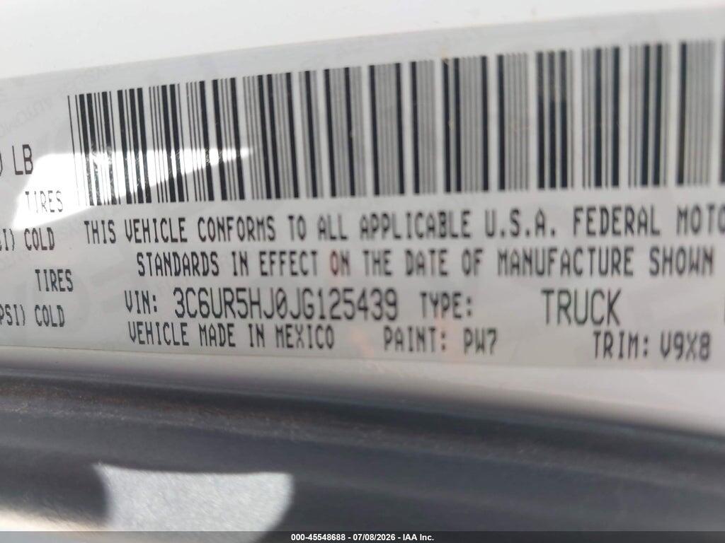 3C6UR5HJ0JG125439 2018 RAM 2500 photo no. 9