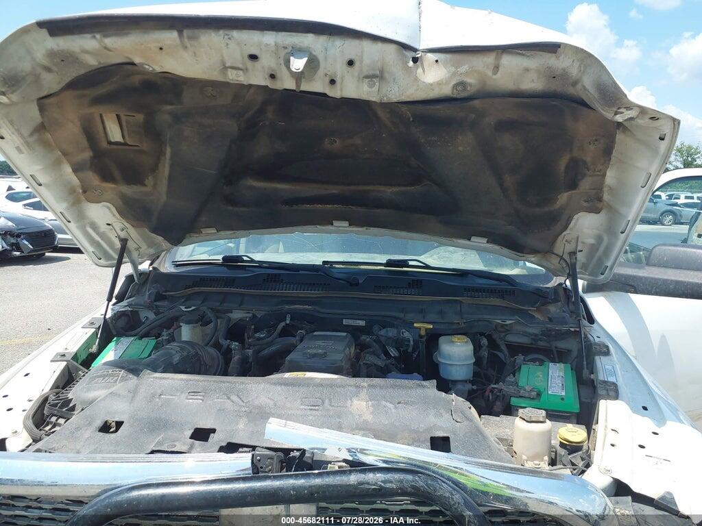 3C63RRJL2JG324703 2018 RAM 3500 photo no. 9