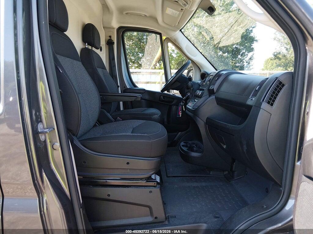 3C6TRVCG6JE151482 2018 RAM PROMASTER 2500 photo no. 5