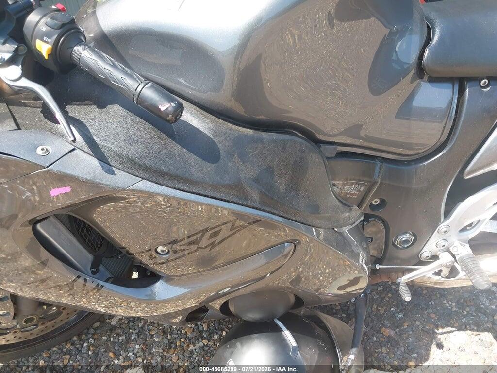 JS1GX72B3L7100617 2020 SUZUKI GSX1300 photo no. 9