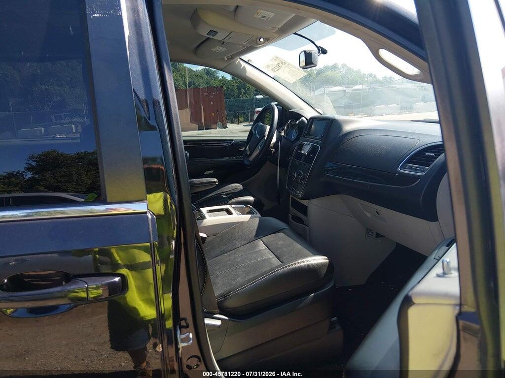 2C4RC1BG0ER408249 2014 CHRYSLER TOWN & COUNTRY photo no. 5