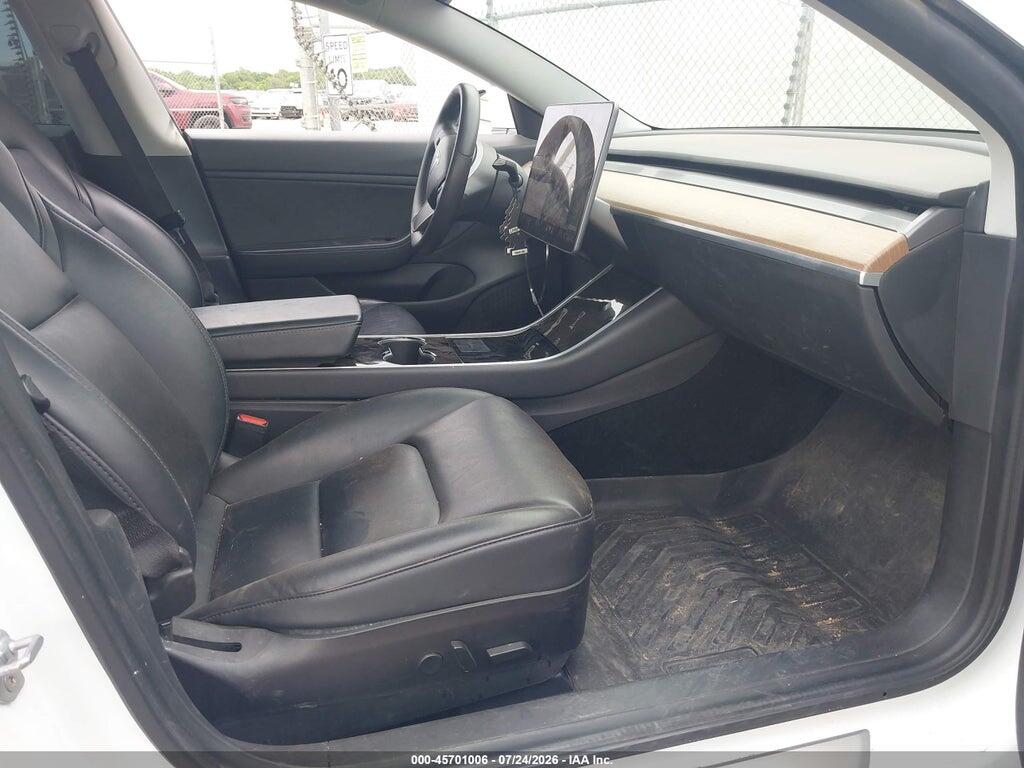 5YJ3E1EB6LF712341 2020 TESLA MODEL 3 photo no. 5