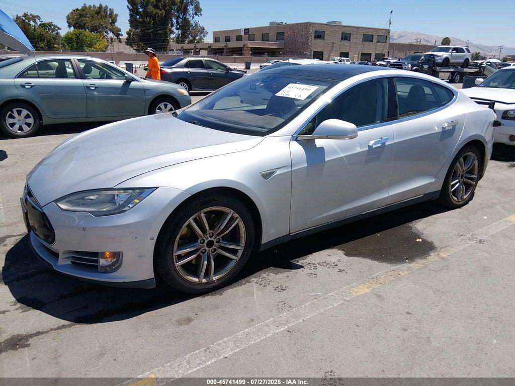 5YJSA1H16FF083999 2015 TESLA MODEL S photo no. 2
