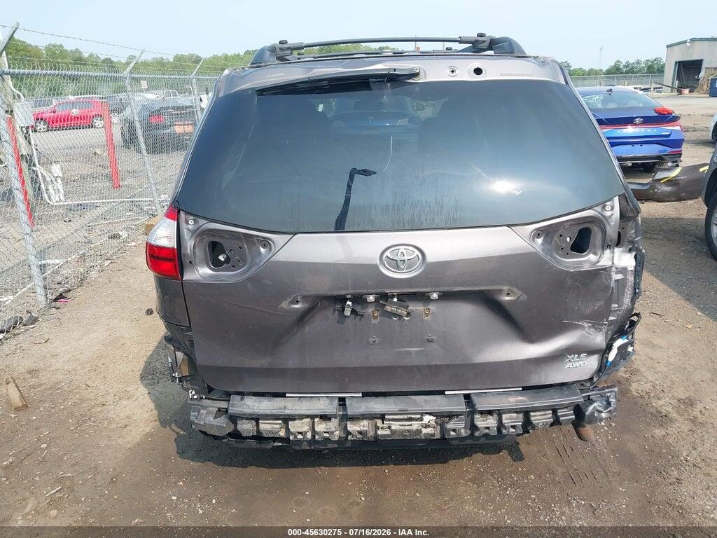 5TDDK3DC7FS100782 2015 TOYOTA SIENNA photo no. 6