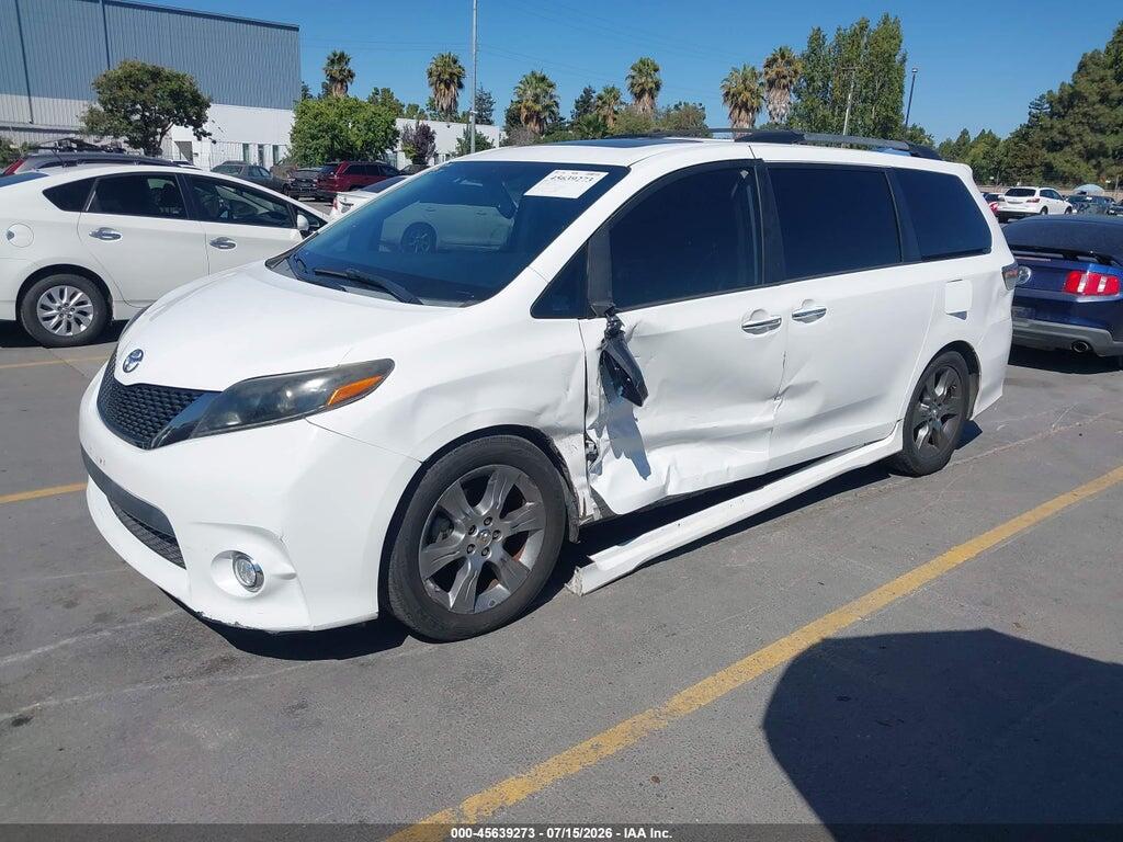 5TDXK3DC4FS676522 2015 TOYOTA SIENNA photo no. 2
