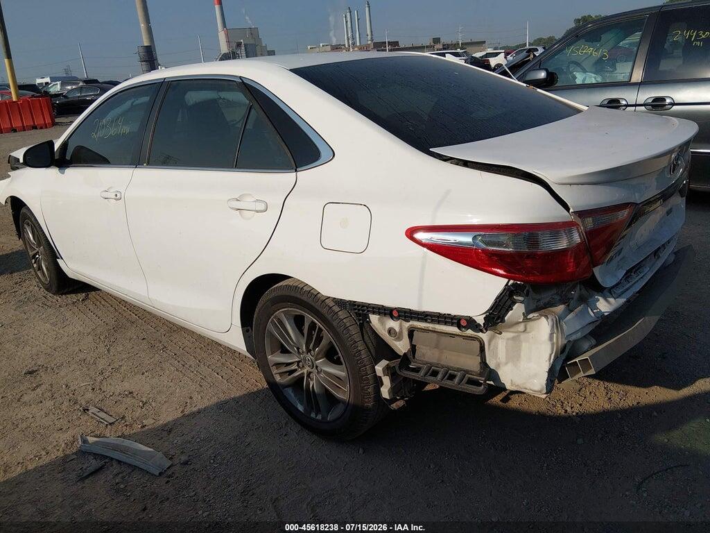 4T1BF1FK2FU005767 2015 TOYOTA CAMRY photo no. 3