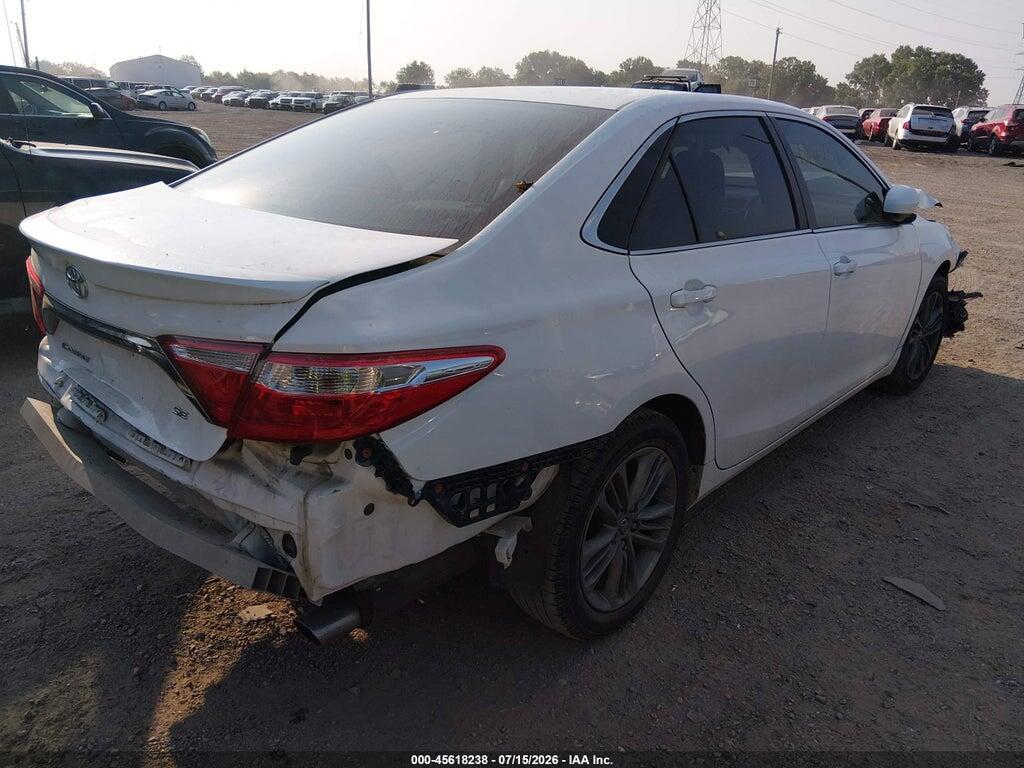 4T1BF1FK2FU005767 2015 TOYOTA CAMRY photo no. 4