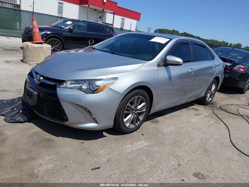 4T1BF1FKXFU093757 2015 TOYOTA CAMRY photo no. 2