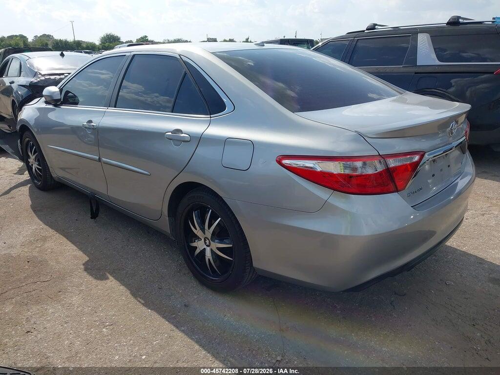 4T1BF1FK0FU079933 2015 TOYOTA CAMRY photo no. 3
