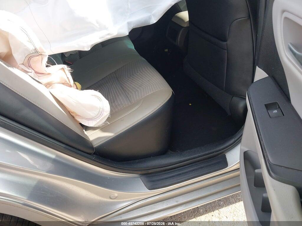 4T1BF1FK0FU079933 2015 TOYOTA CAMRY photo no. 8