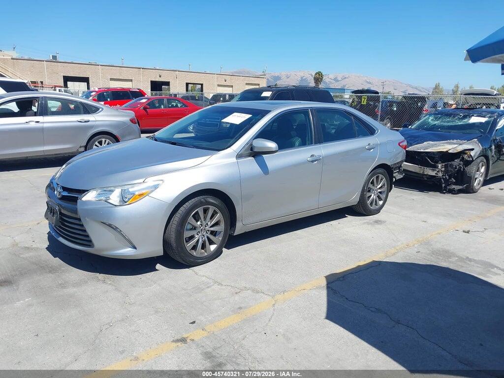 4T1BF1FK1FU877440 2015 TOYOTA CAMRY photo no. 2