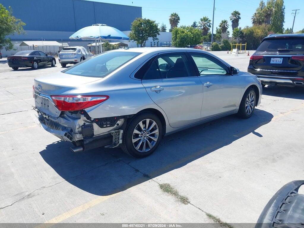4T1BF1FK1FU877440 2015 TOYOTA CAMRY photo no. 4