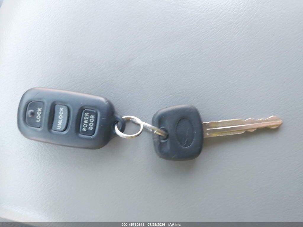 4T4BF1FK3FR479555 2015 TOYOTA CAMRY photo no. 11