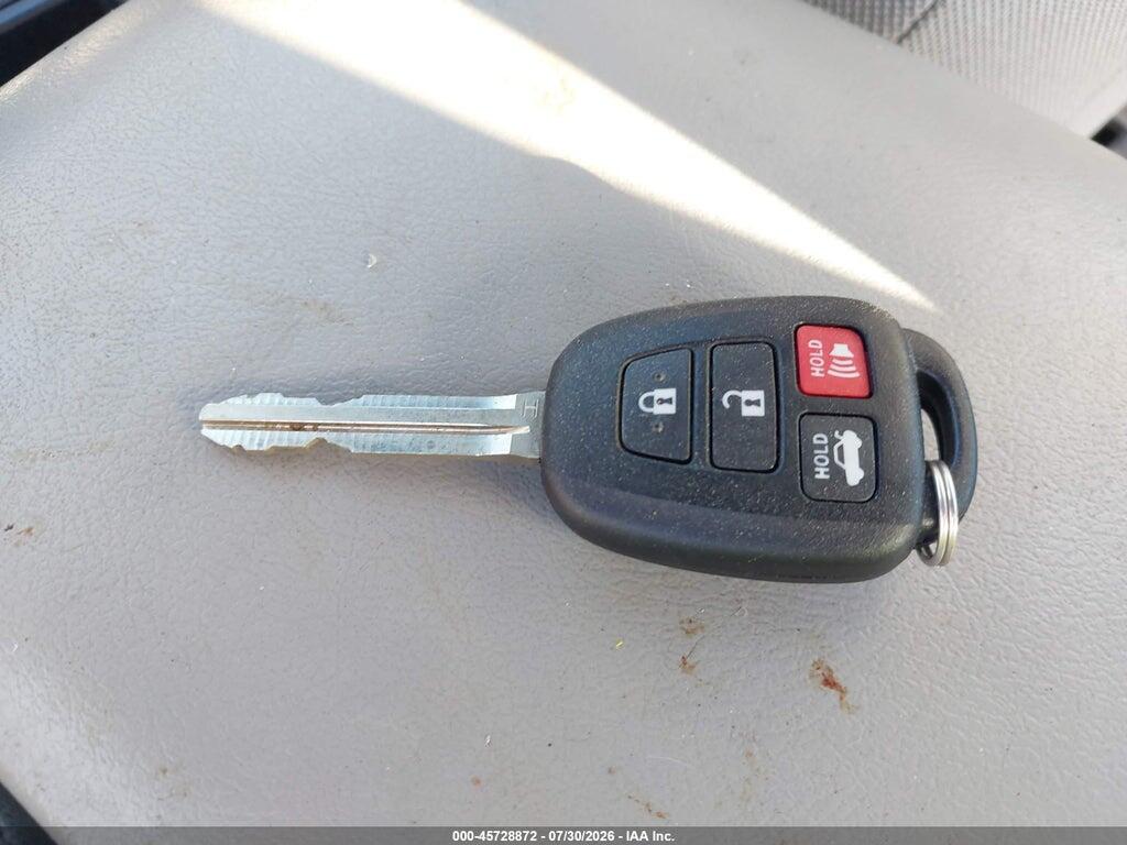 4T1BF1FK9FU068753 2015 TOYOTA CAMRY photo no. 11