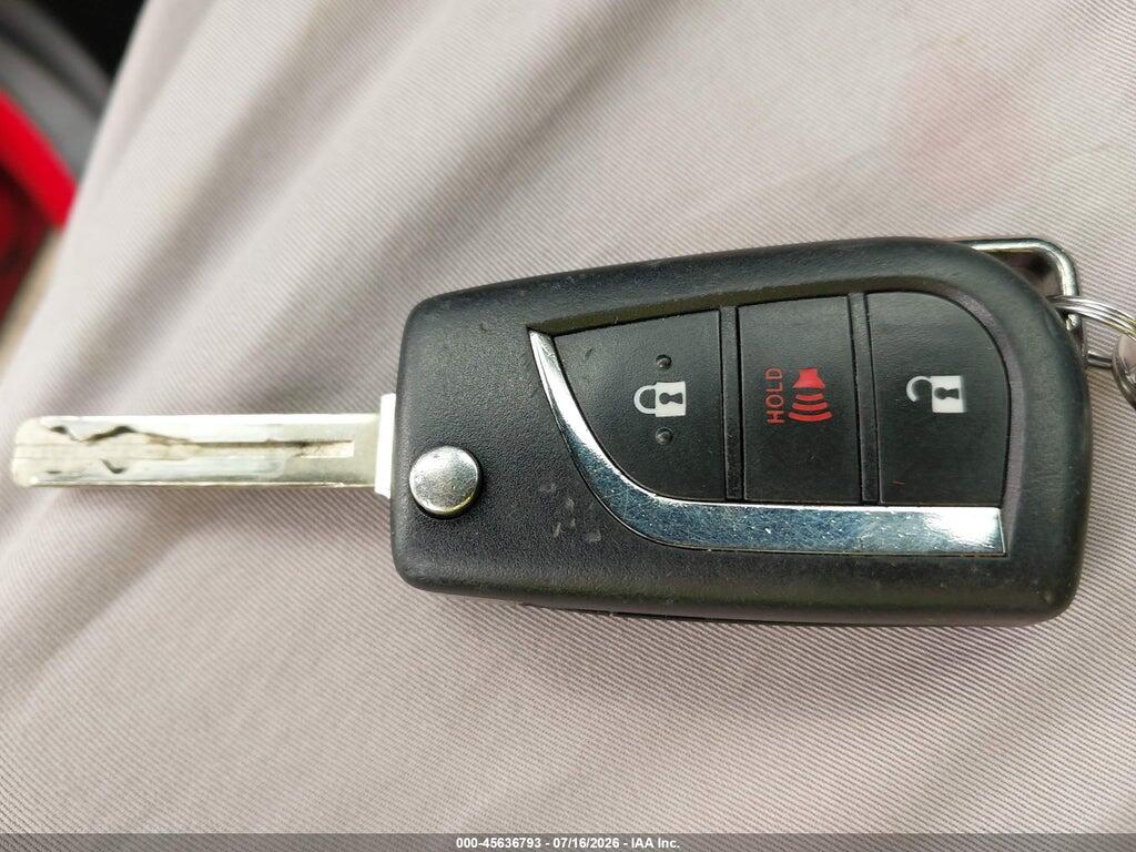NMTKHMBX2LR103052 2020 TOYOTA C-HR photo no. 11