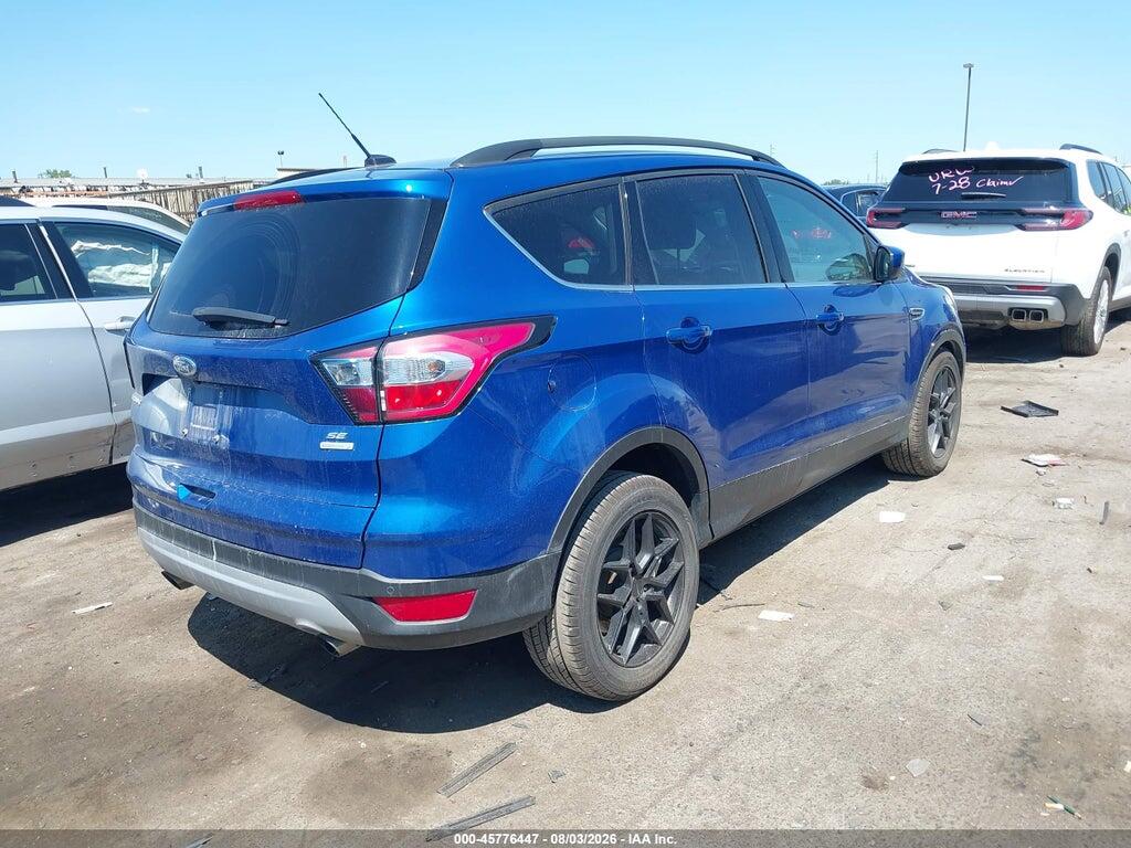 1FMCU0GD0HUC86863 2017 FORD ESCAPE photo no. 4