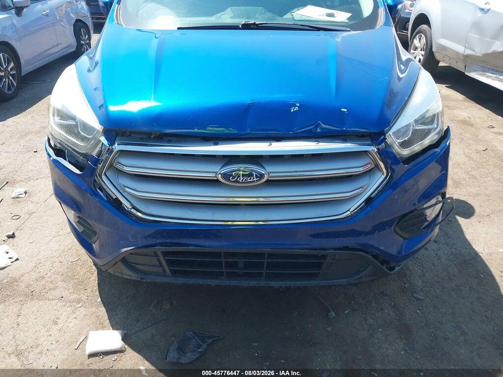 1FMCU0GD0HUC86863 2017 FORD ESCAPE photo no. 6