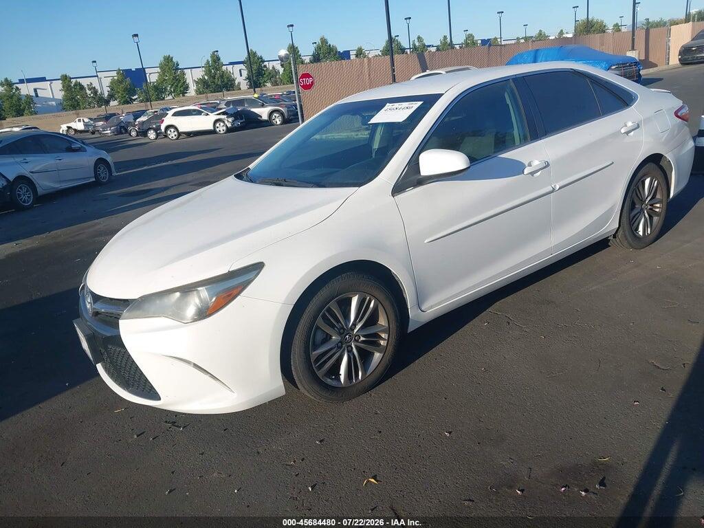 4T1BF1FK7FU102639 2015 TOYOTA CAMRY photo no. 2