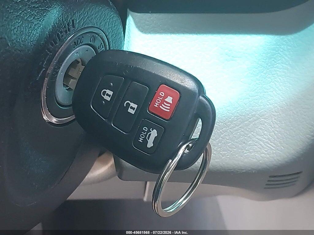 4T1BF1FK2FU938696 2015 TOYOTA CAMRY photo no. 11