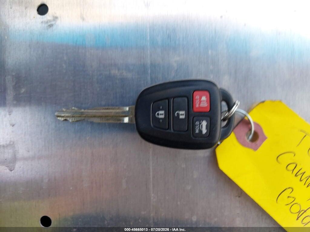 4T4BF1FK2FR508561 2015 TOYOTA CAMRY photo no. 11
