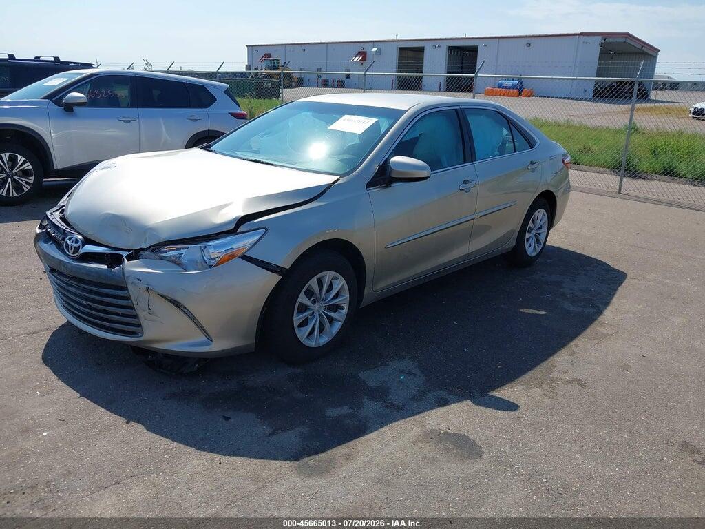 4T4BF1FK2FR508561 2015 TOYOTA CAMRY photo no. 2
