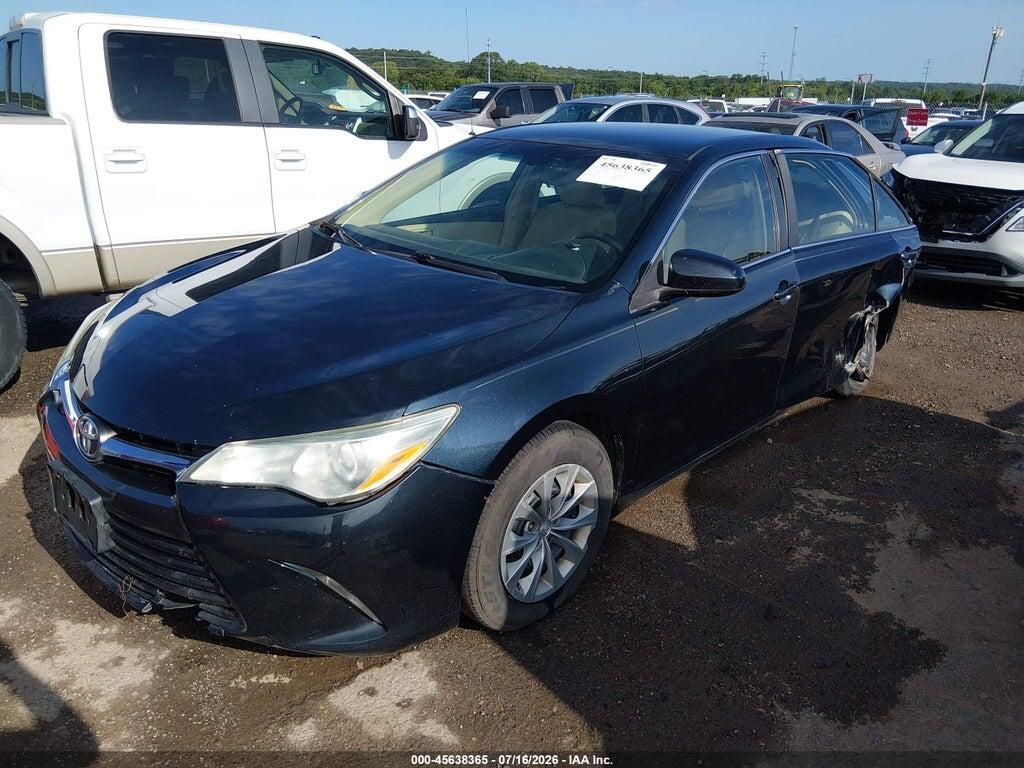 4T4BF1FK5FR461736 2015 TOYOTA CAMRY photo no. 2