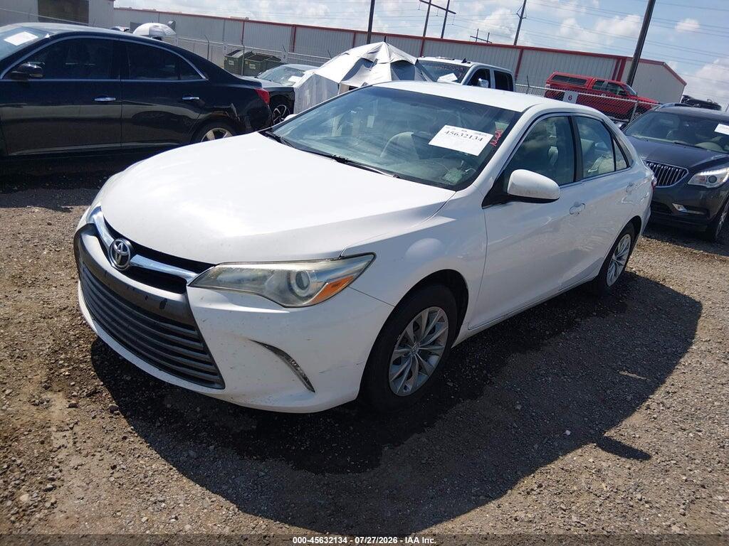 4T4BF1FK0FR462082 2015 TOYOTA CAMRY photo no. 2